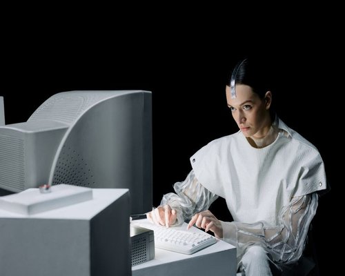 Reef-inspired digital machines in the fictional Coral Machine Lab game